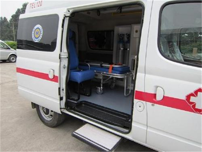 德阳救护车出租服务案例7
